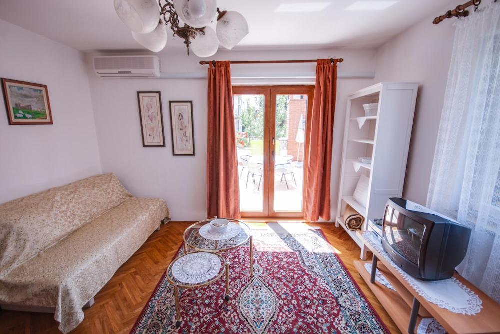 Haus Silvia Διαμέρισμα Ρόβινι Εξωτερικό φωτογραφία