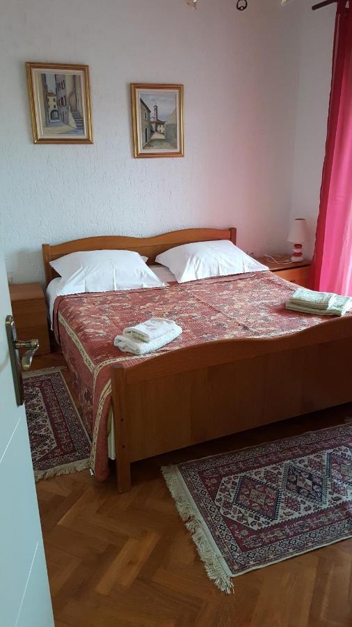 Haus Silvia Διαμέρισμα Ρόβινι Εξωτερικό φωτογραφία