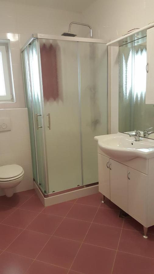 Haus Silvia Διαμέρισμα Ρόβινι Εξωτερικό φωτογραφία