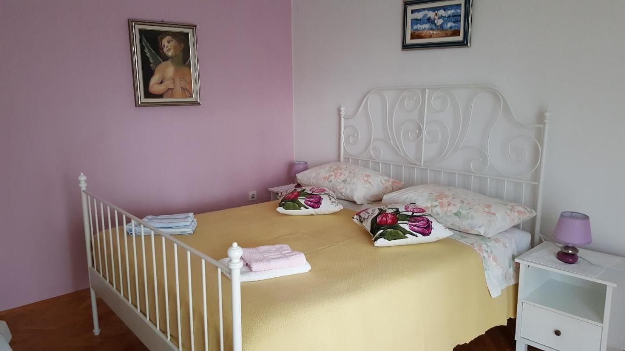 Haus Silvia Διαμέρισμα Ρόβινι Εξωτερικό φωτογραφία