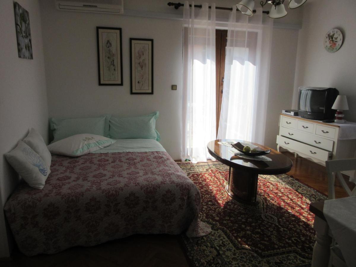 Haus Silvia Διαμέρισμα Ρόβινι Εξωτερικό φωτογραφία