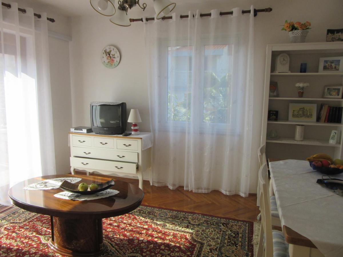 Haus Silvia Διαμέρισμα Ρόβινι Εξωτερικό φωτογραφία