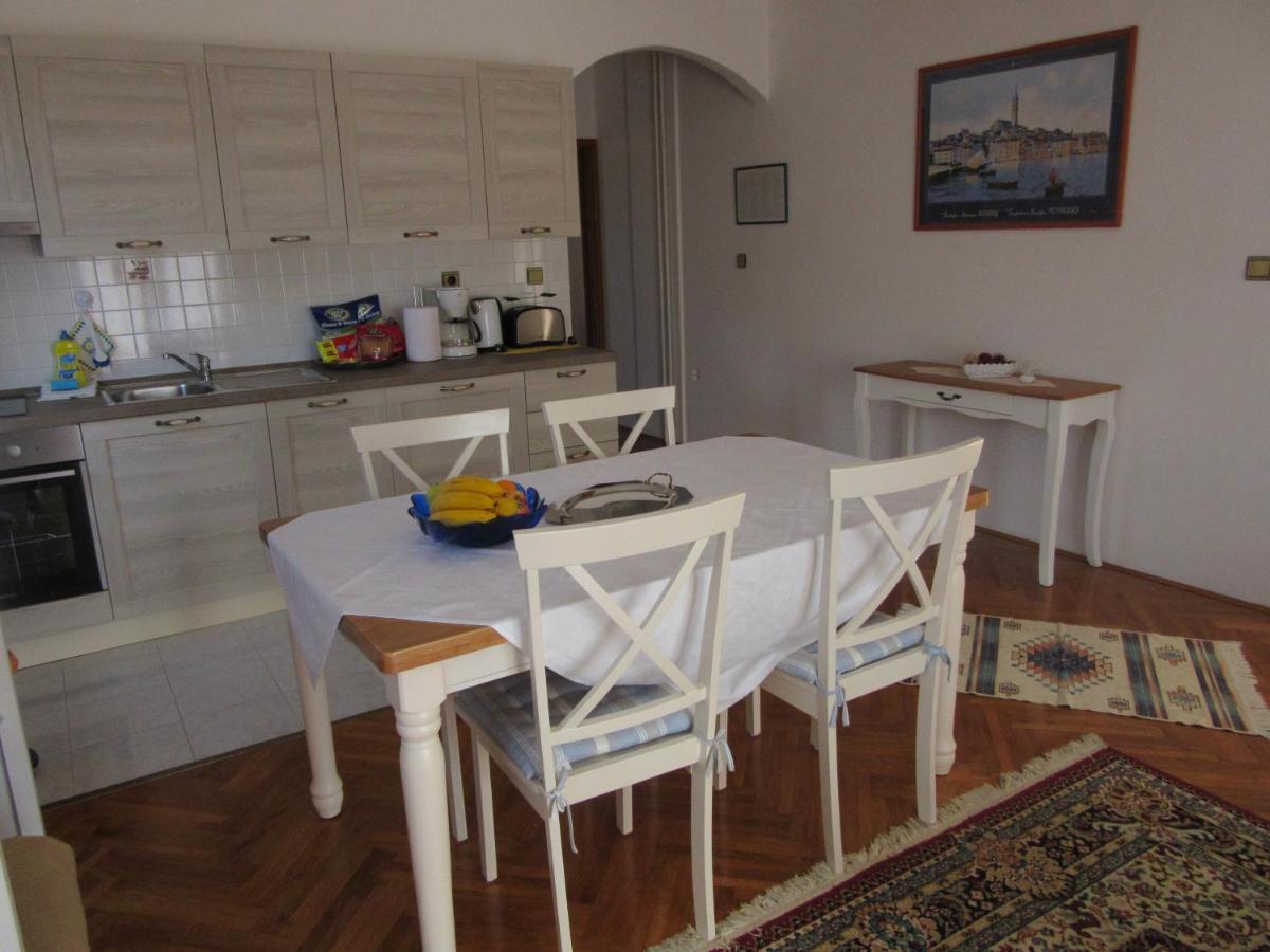 Haus Silvia Διαμέρισμα Ρόβινι Εξωτερικό φωτογραφία