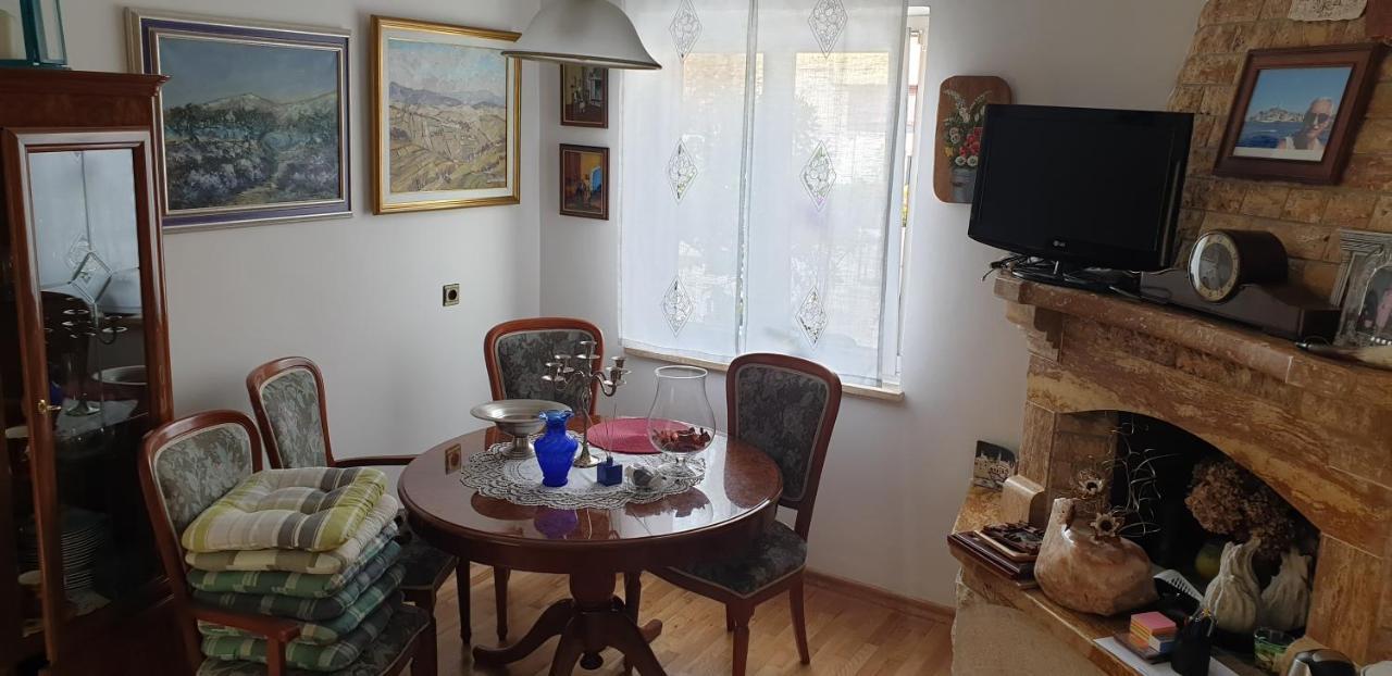 Haus Silvia Διαμέρισμα Ρόβινι Εξωτερικό φωτογραφία