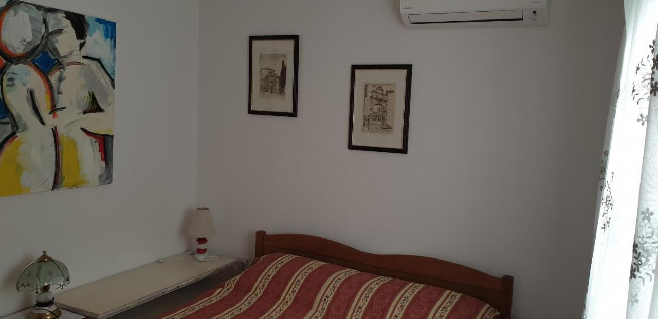 Haus Silvia Διαμέρισμα Ρόβινι Εξωτερικό φωτογραφία