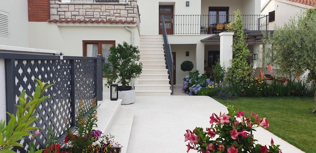Haus Silvia Διαμέρισμα Ρόβινι Εξωτερικό φωτογραφία